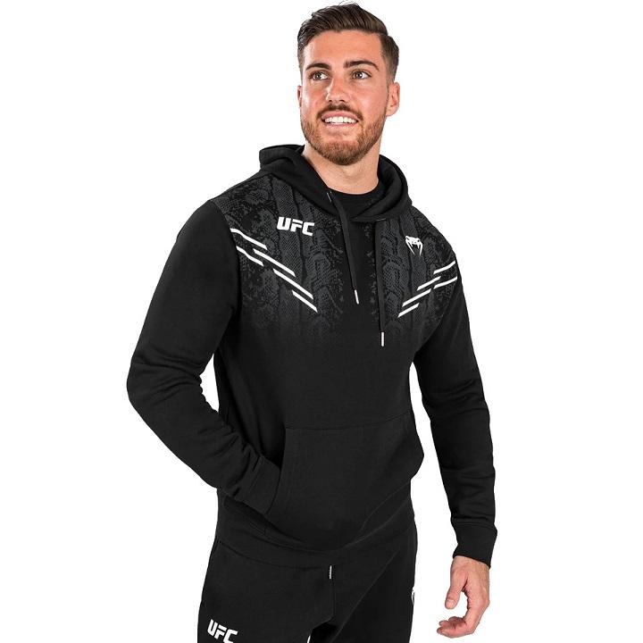 UFC Adrenaline by Venum Replica Herren Pullover Hoodie / Schwarz