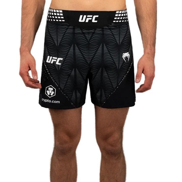 UFC Zenith by Venum Authentic Fight Night Men’s Fight Short / Short Fit / Schwarz